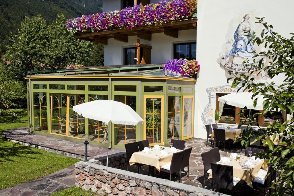 Hotel Sonnenuhr Kramsach Bagian luar foto