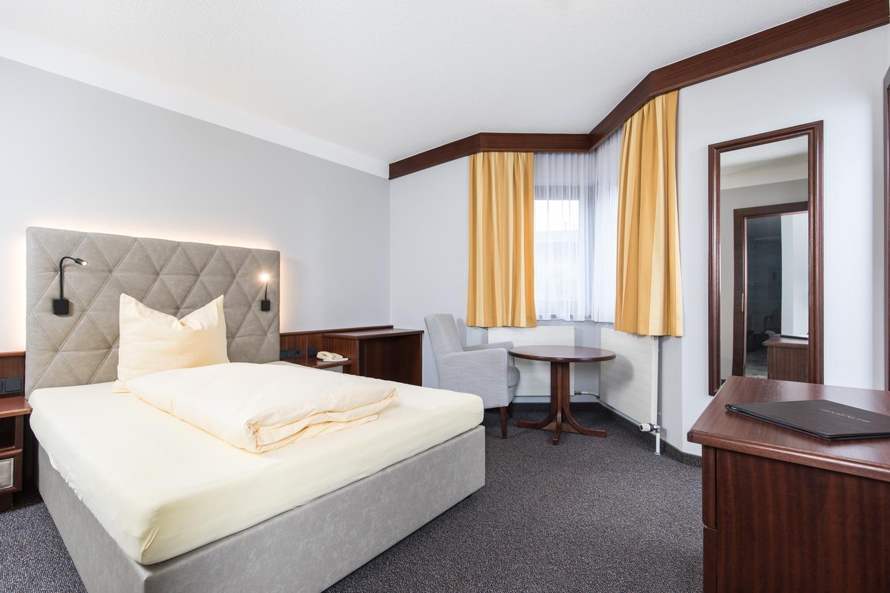 Hotel Sonnenuhr Kramsach Bagian luar foto
